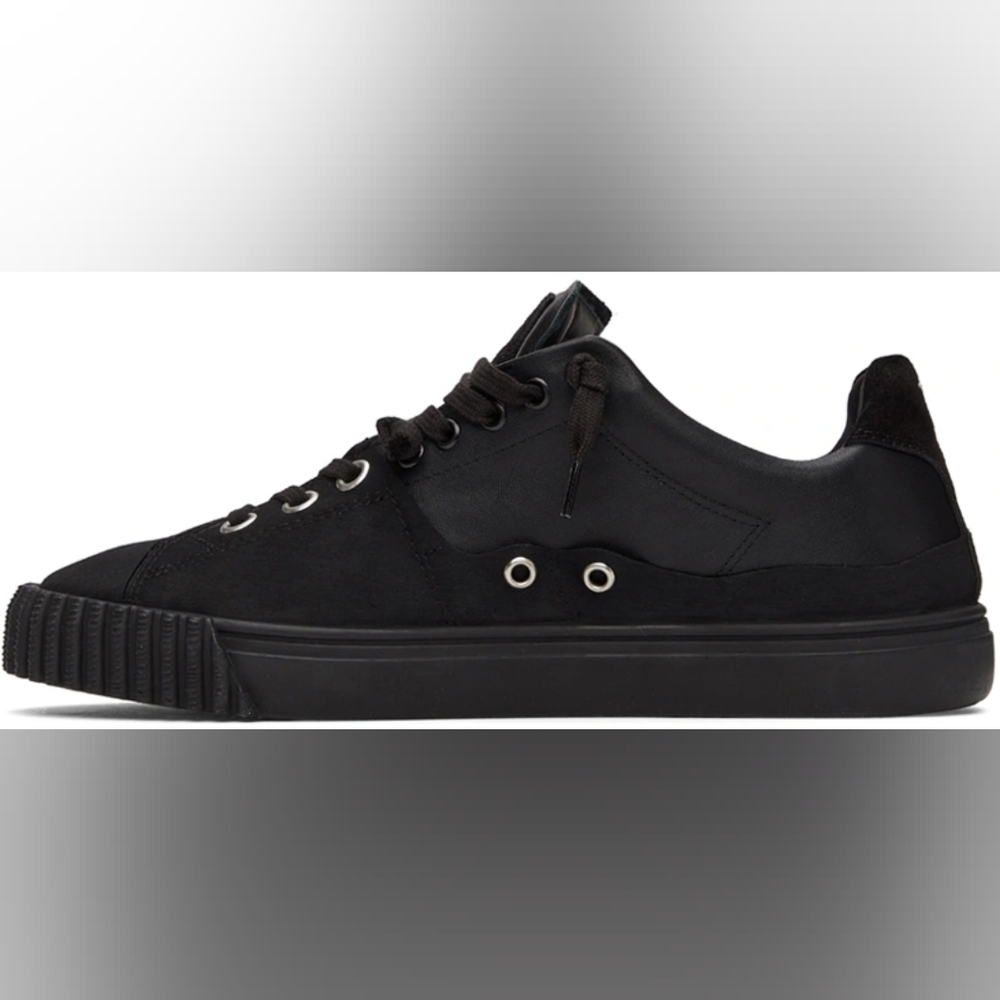 Maison Margiela Black Low-Top Sneakers size 43 BNWOB - Picture 3 of 16
